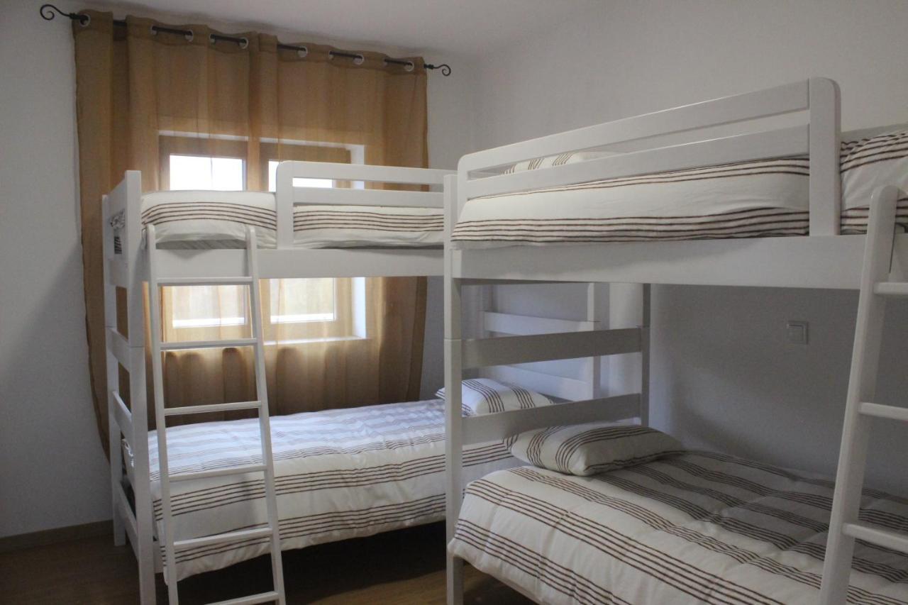 بيت شباب Casa Dona Alzira أرغانيل المظهر الخارجي الصورة